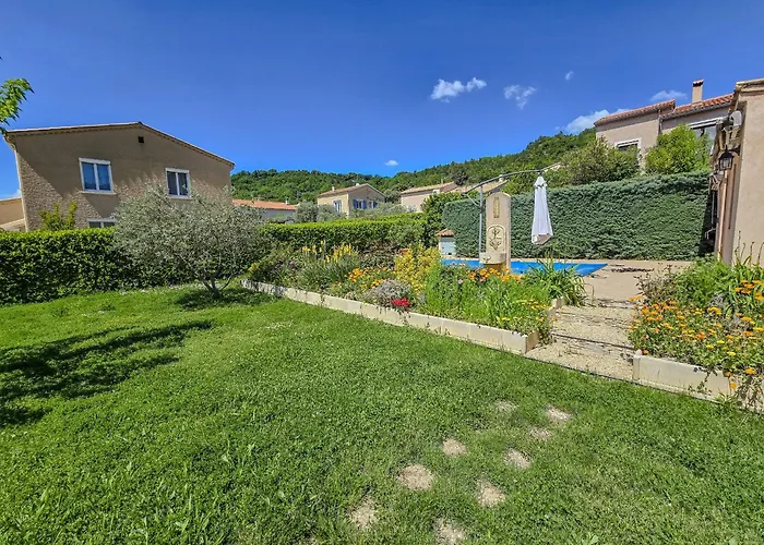 Classee 4 Etoiles * Volonne